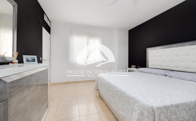 Resale - Apartment  - Torrevieja - Centro