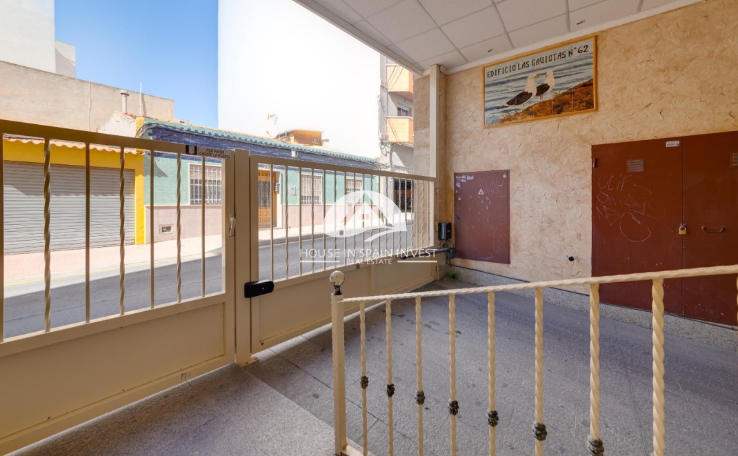 Resale - Apartment  - Torrevieja - Centro