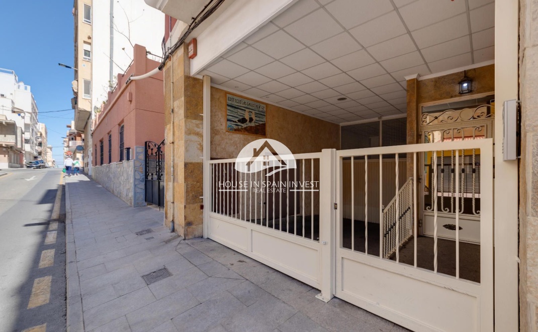 Resale - Apartment  - Torrevieja - Centro