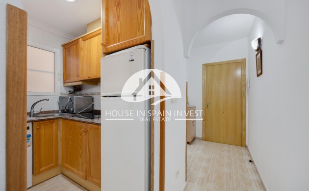 Resale - Apartment  - Torrevieja - Playa del Cura