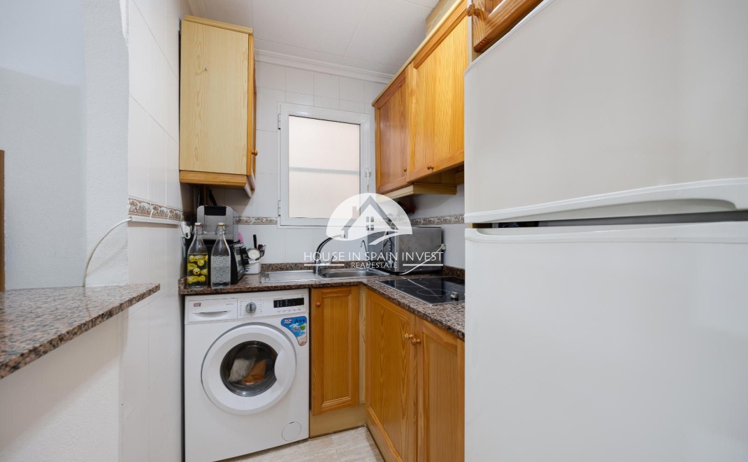 Resale - Apartment  - Torrevieja - Playa del Cura