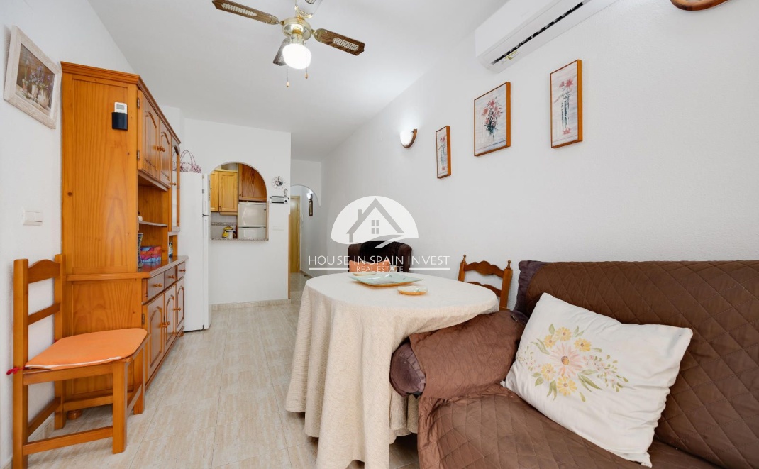 Resale - Apartment  - Torrevieja - Playa del Cura