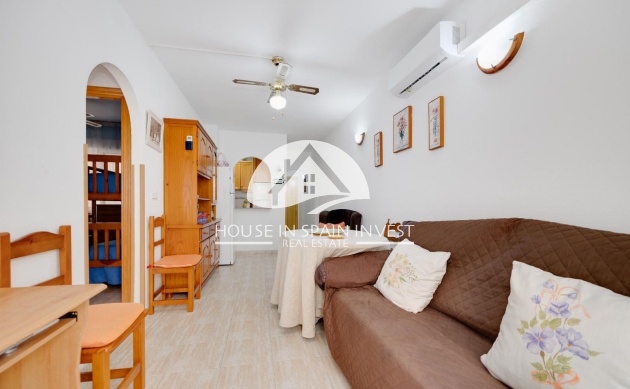 Resale - Apartment  - Torrevieja - Playa del Cura