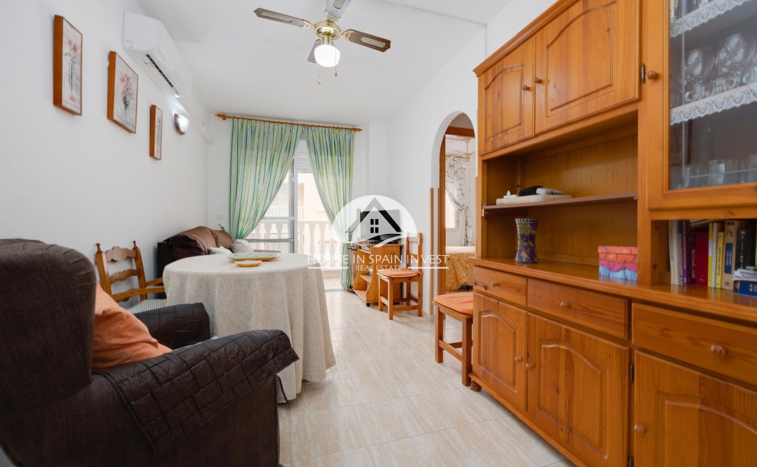 Resale - Apartment  - Torrevieja - Playa del Cura