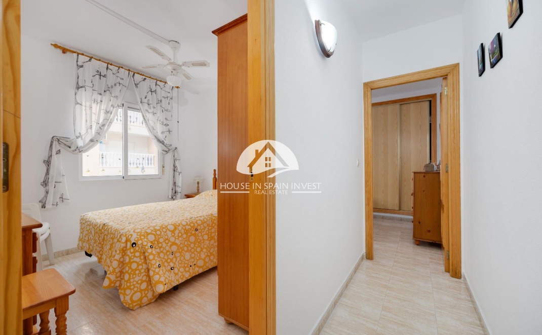 Resale - Apartment  - Torrevieja - Playa del Cura