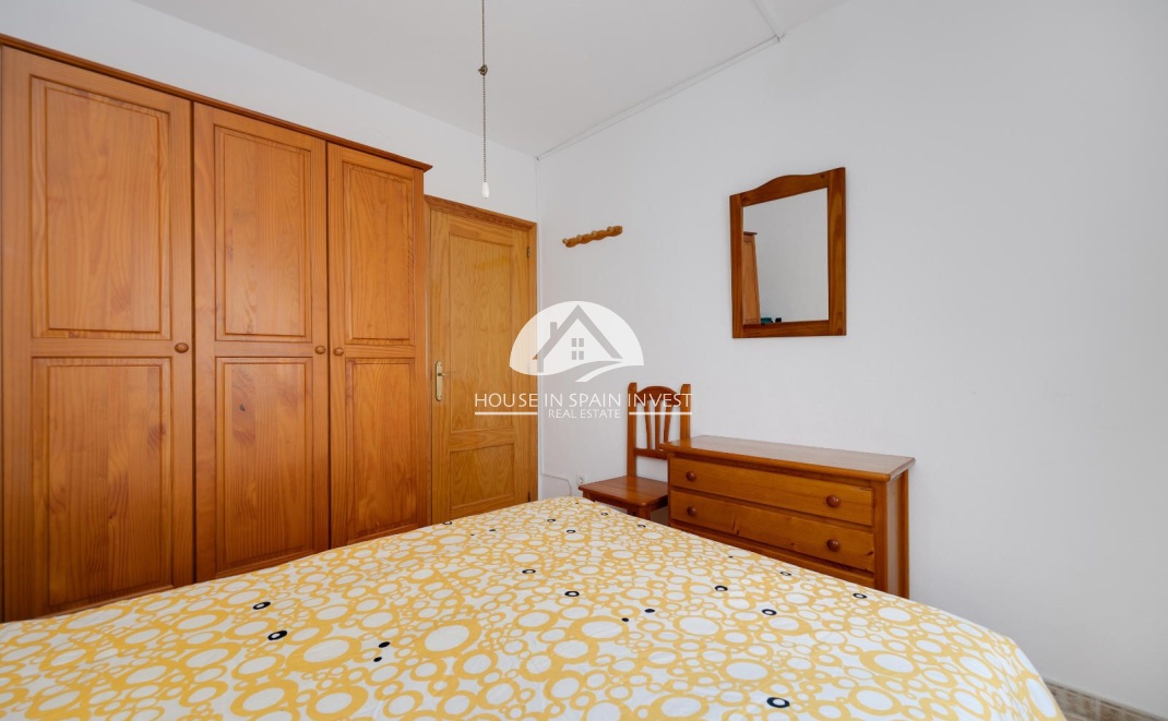 Resale - Apartment  - Torrevieja - Playa del Cura