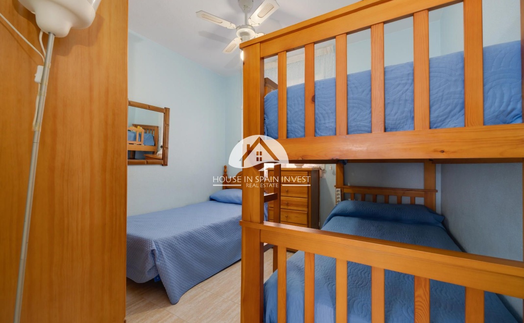 Resale - Apartment  - Torrevieja - Playa del Cura