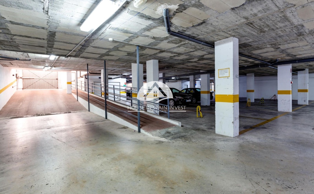 Resale - Apartment  - Torrevieja - Playa del Cura