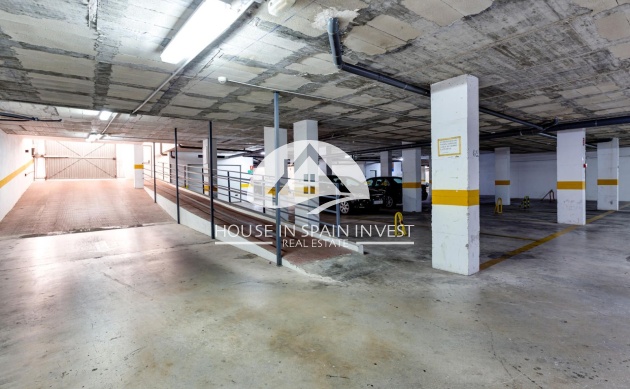 Resale - Apartment  - Torrevieja - Playa del Cura