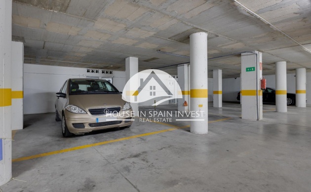 Resale - Apartment  - Torrevieja - Playa del Cura