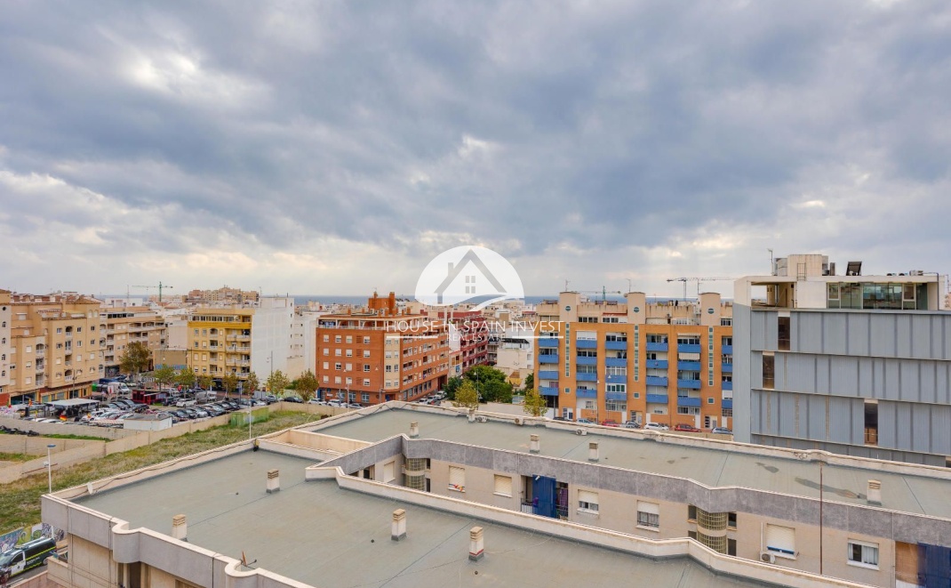 Resale - Apartment  - Torrevieja - Playa del Cura