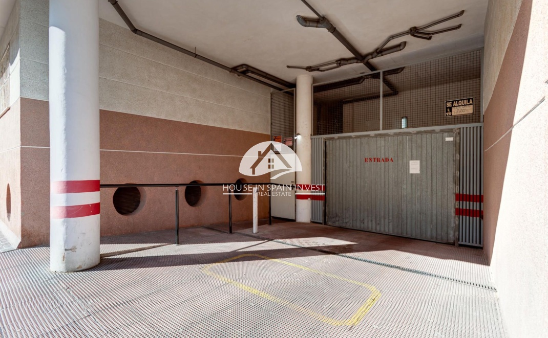 Resale - Apartment  - Torrevieja - Playa del Cura