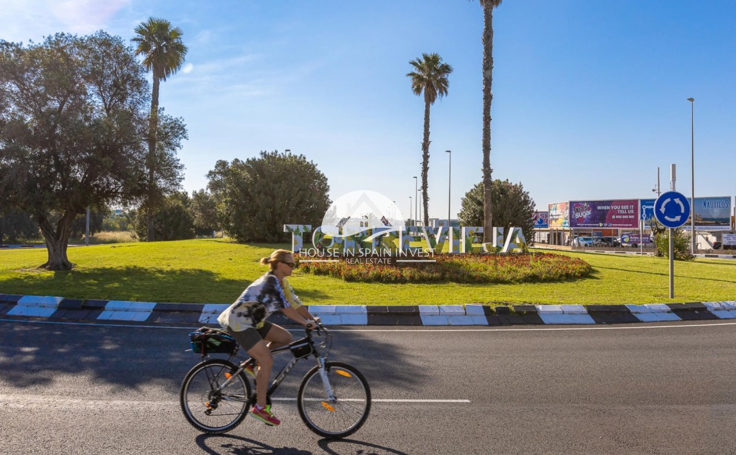 Reventa - Bungalow planta alta - Torrevieja - Carrefour