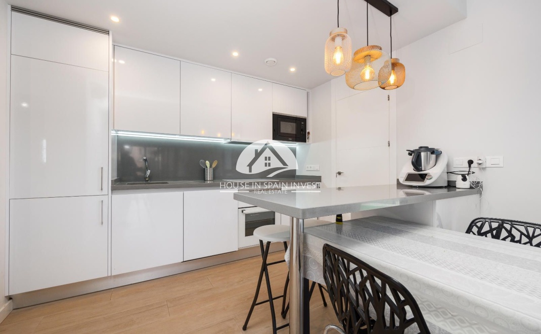 Resale - Apartment  - Orihuela Costa - Las Filipinas