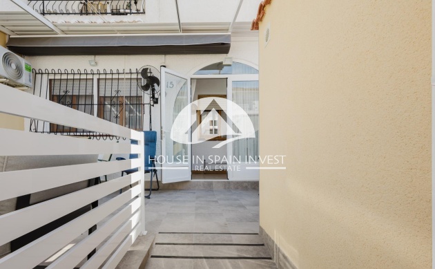 Herverkoop - Gelijkvloerse bungalow - Torrevieja - El Acequión - Los Náufragos