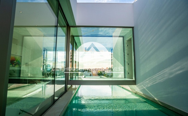 Resale - Villa - Orihuela Costa