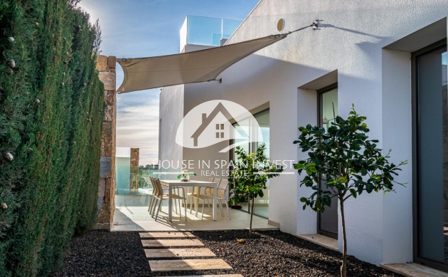 Resale - Villa - Orihuela Costa