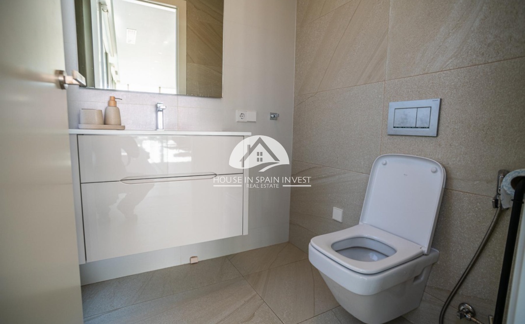 Resale - Villa - Orihuela Costa