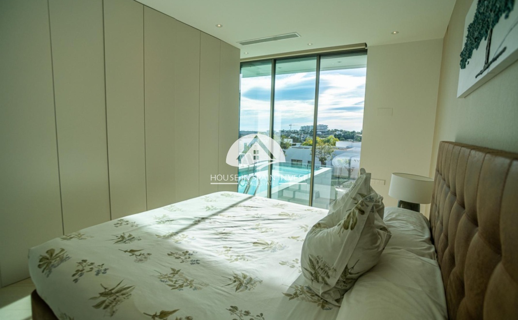 Resale - Villa - Orihuela Costa