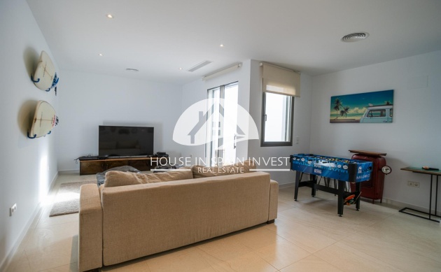 Resale - Villa - Orihuela Costa