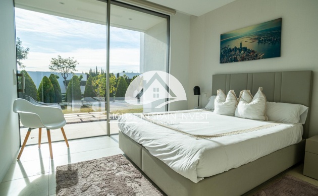 Resale - Villa - Orihuela Costa