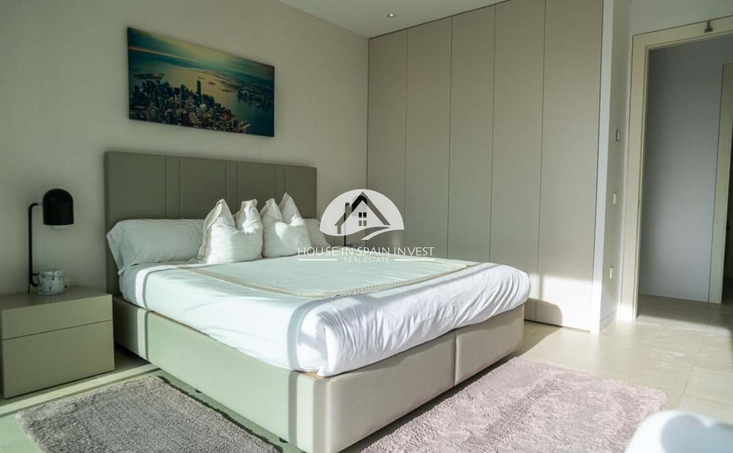 Resale - Villa - Orihuela Costa