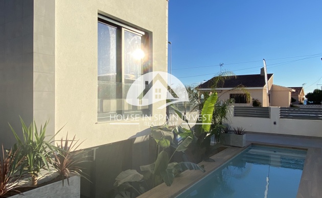New Build - Villa - Torrevieja - La Mata