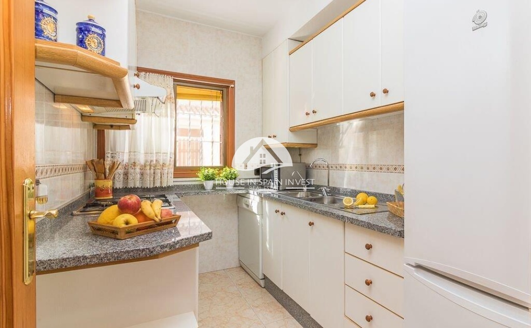 Resale - Villa - Orihuela Costa - La Zenia