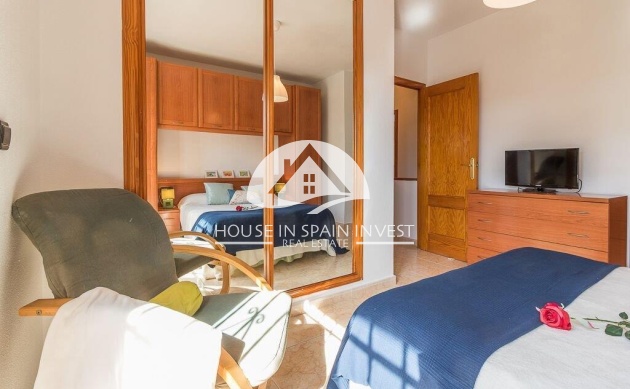 Resale - Villa - Orihuela Costa - La Zenia