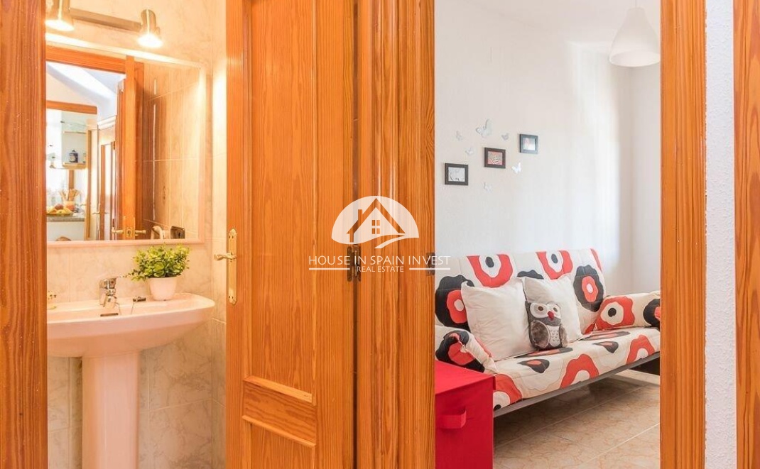 Resale - Villa - Orihuela Costa - La Zenia