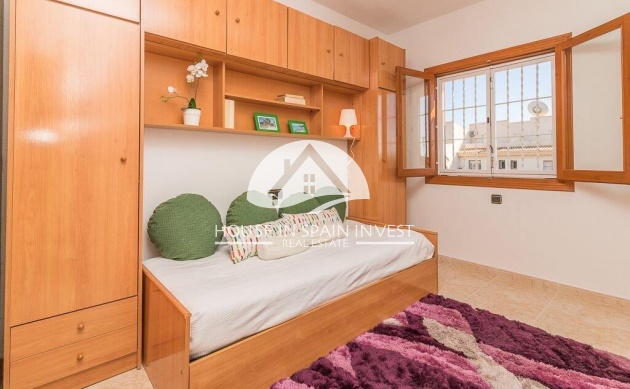 Resale - Villa - Orihuela Costa - La Zenia