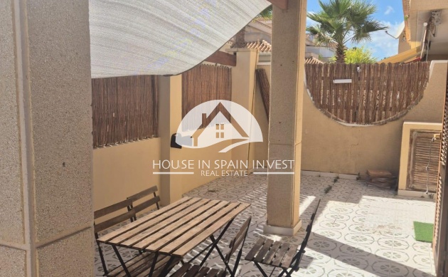 Resale - Villa - Orihuela Costa - La Zenia