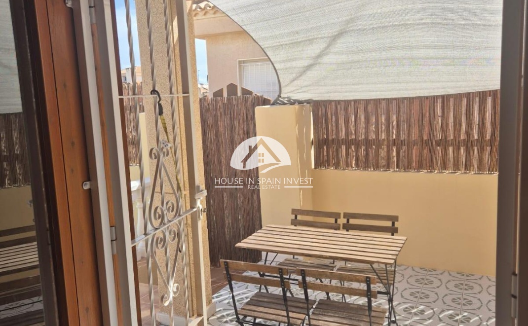 Resale - Villa - Orihuela Costa - La Zenia