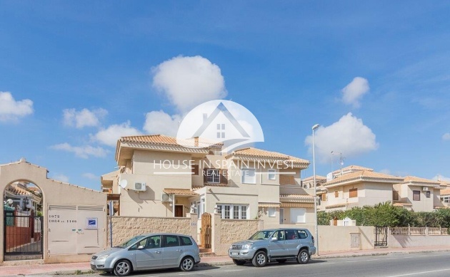 Resale - Villa - Orihuela Costa - La Zenia