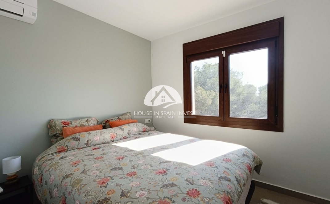 Resale - Villa - Pilar de la Horadada - Pinar de Campoverde