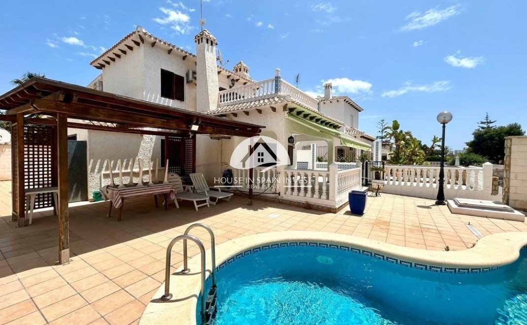 Herverkoop - Villa - Orihuela Costa - La Zenia