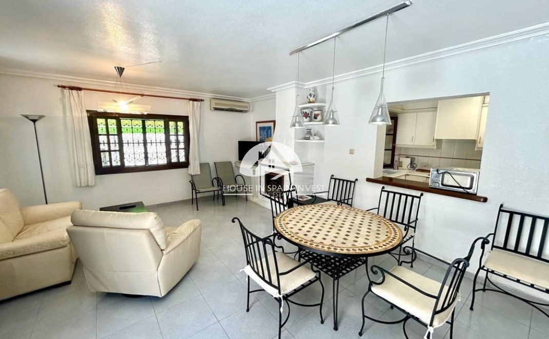 Herverkoop - Villa - Orihuela Costa - La Zenia