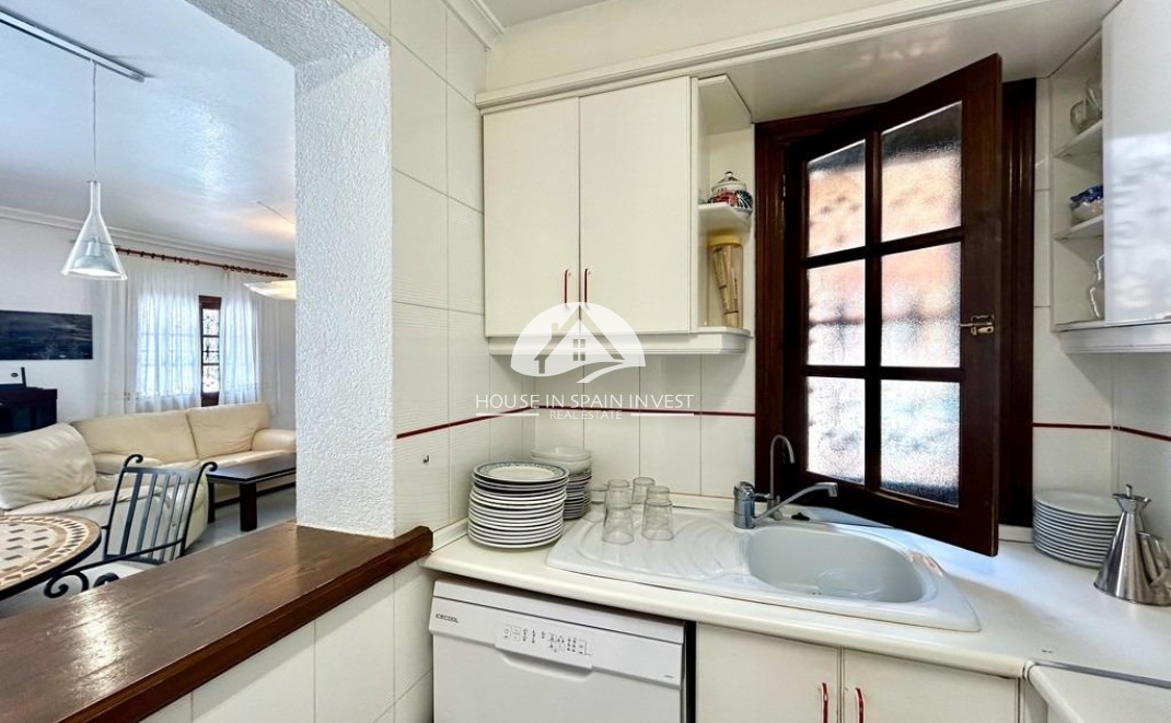 Herverkoop - Villa - Orihuela Costa - La Zenia