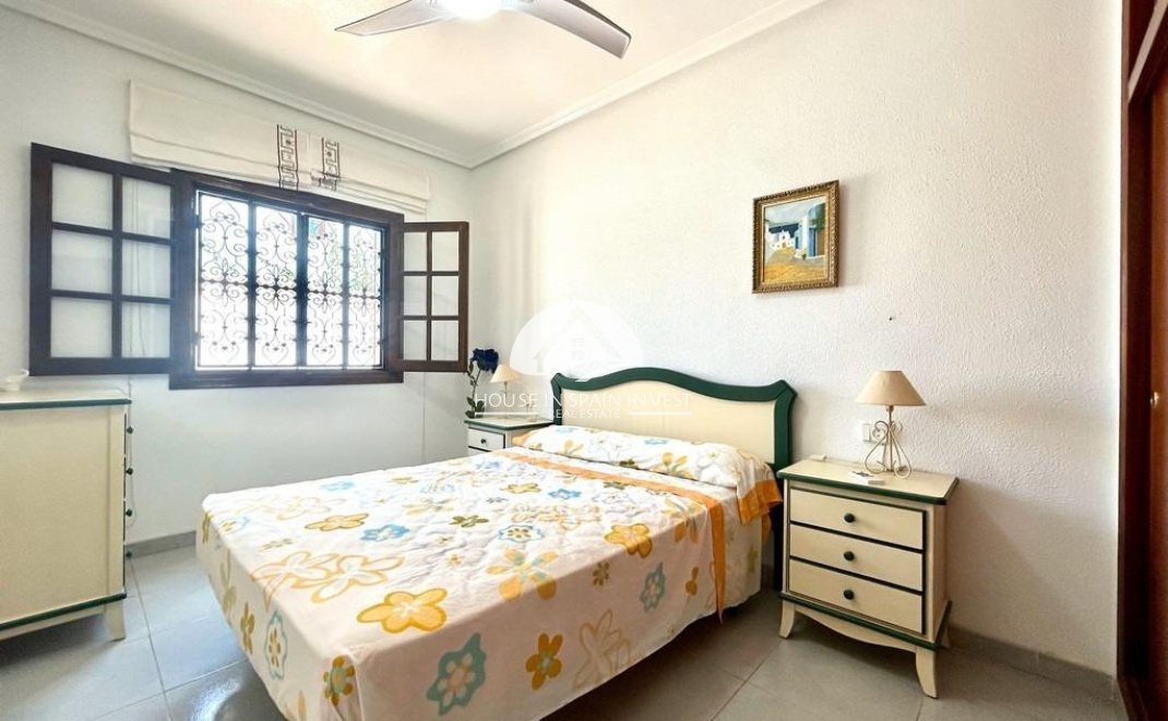 Herverkoop - Villa - Orihuela Costa - La Zenia