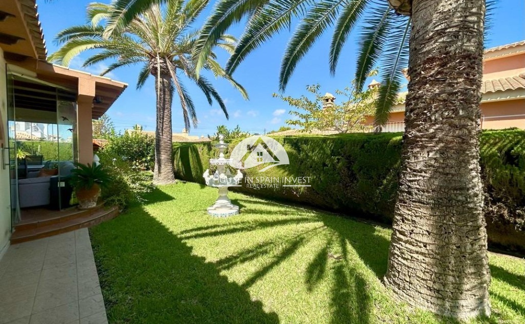 Herverkoop - Villa - Orihuela Costa - Cabo roig  