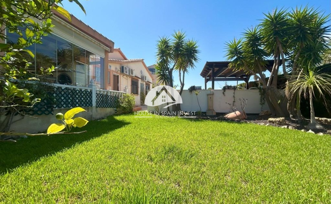 Herverkoop - Villa - Orihuela Costa - Cabo roig  