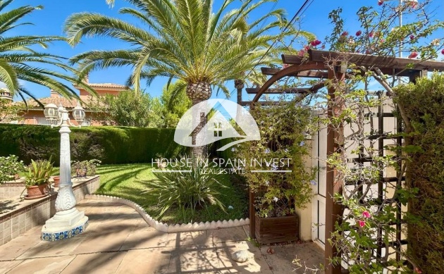 Herverkoop - Villa - Orihuela Costa - Cabo roig  