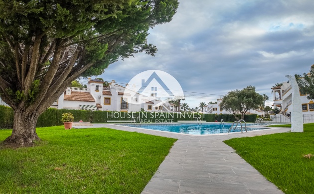 Reventa - Chalet - Orihuela Costa - Villamartín