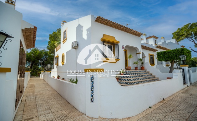 Reventa - Chalet - Orihuela Costa - Villamartín