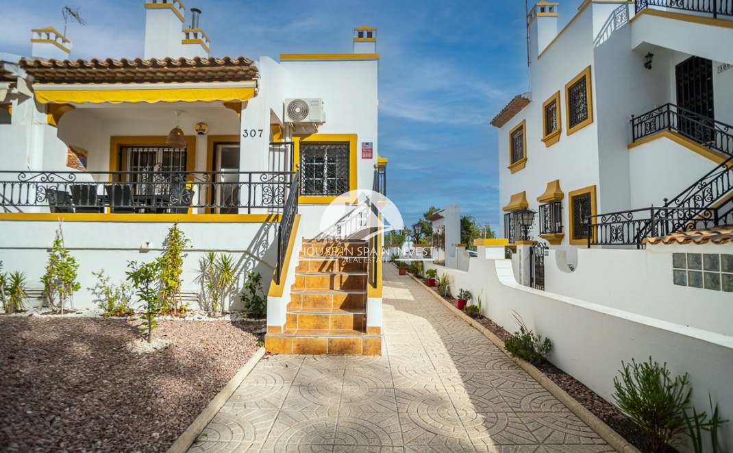 Reventa - Chalet - Orihuela Costa - Villamartín