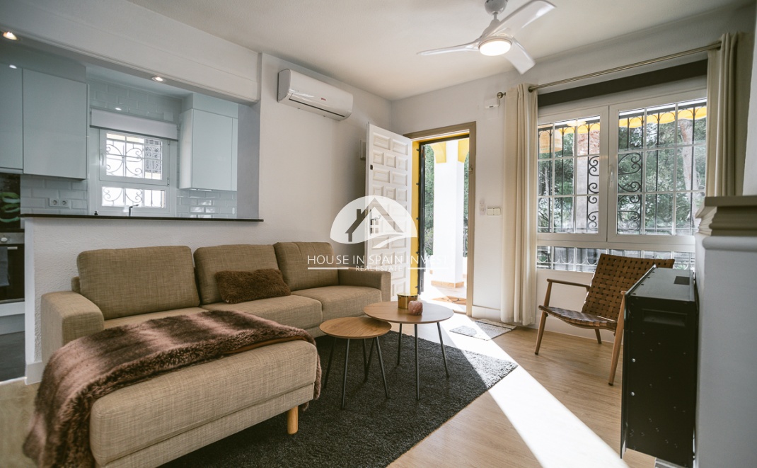 Reventa - Chalet - Orihuela Costa - Villamartín