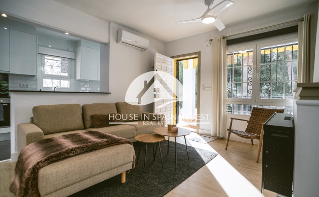 Reventa - Chalet - Orihuela Costa - Villamartín