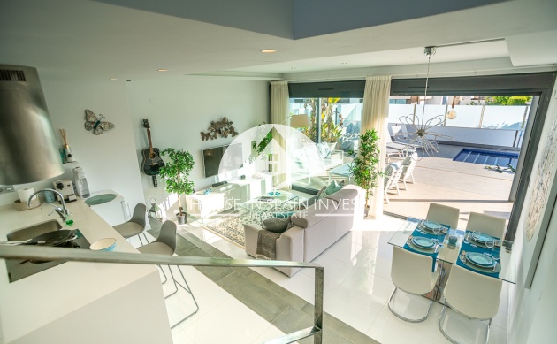 Herverkoop - Villa - Orihuela Costa - Lomas De Cabo Roig