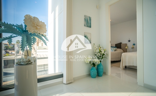 Herverkoop - Villa - Orihuela Costa - Lomas De Cabo Roig