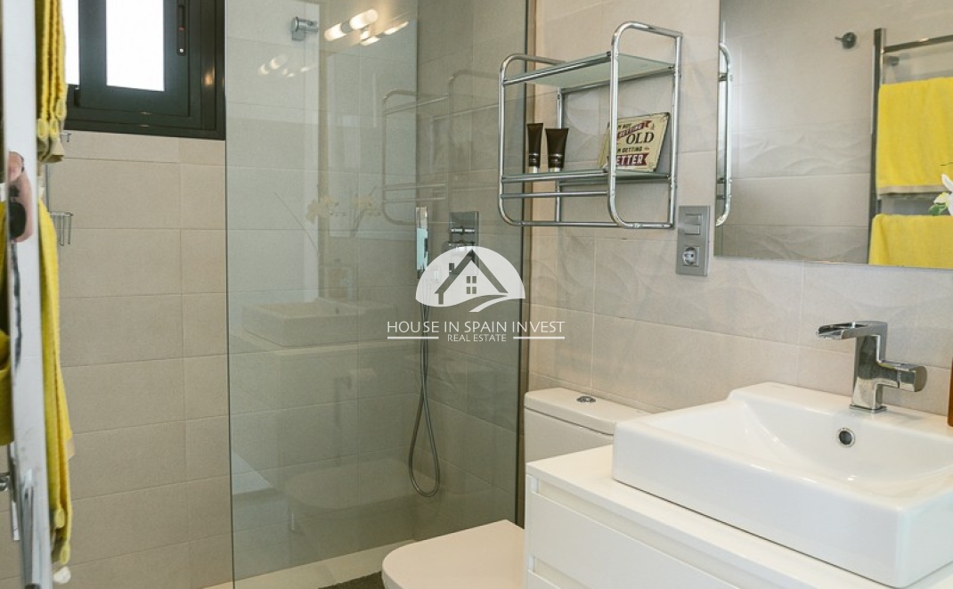 Herverkoop - Villa - Orihuela Costa - Lomas De Cabo Roig